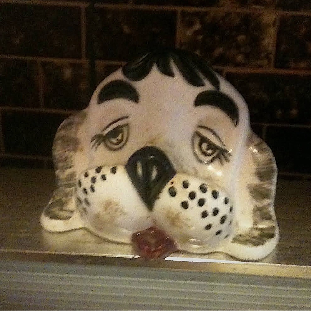 ISO: vintage ceramic dog face